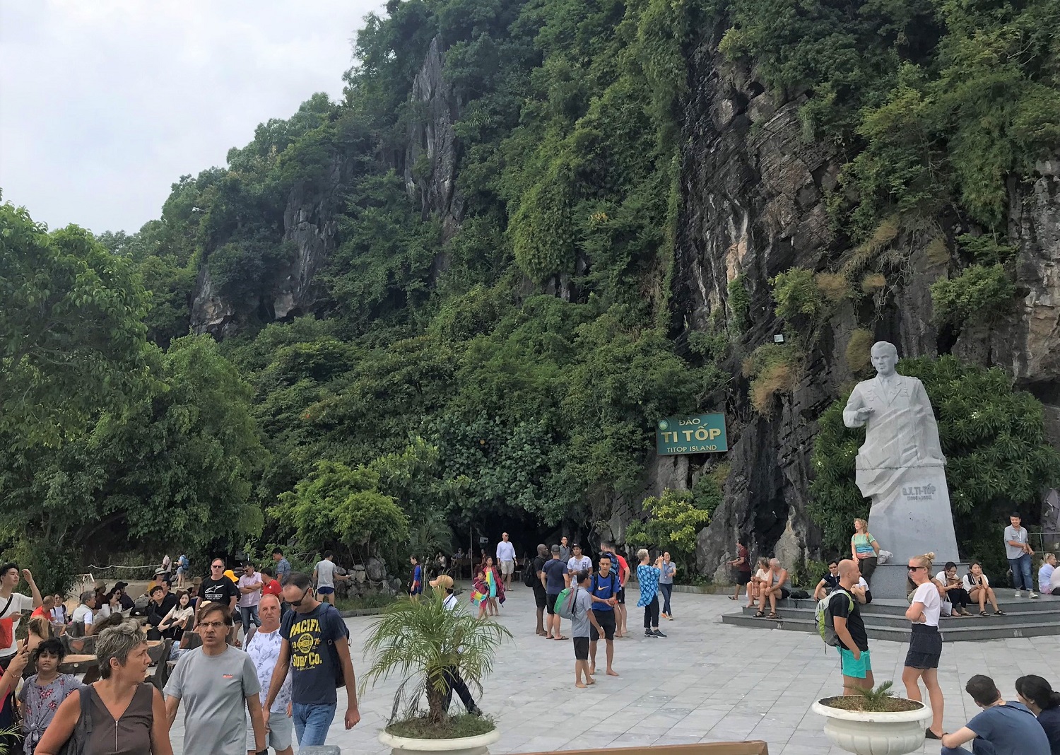 Liên kết du lịch vùng góp phần phát triển tiềm năng và thế mạnh của du lịch Quảng Ninh, thu hút du khách đến tham quan trở lại sau dịch bệnh. 