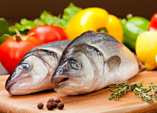 Omega 3 trong mỡ cá giúp giảm lo âu.