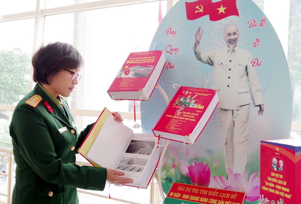 Cán bộ chiến sĩ LLVT tỉnh tích cực tham gia cuộc thi tìm hiểu lịch sử 90 năm - Vinh quang Đảng Cộng sản Việt Nam