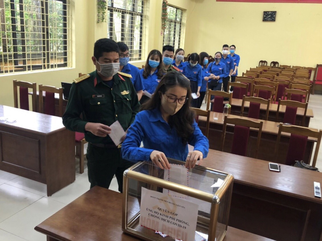 Đoàn Thanh niên thị trấn Tiên Yên quyên góp, ủng hộ phòng chống dịch Covid-19