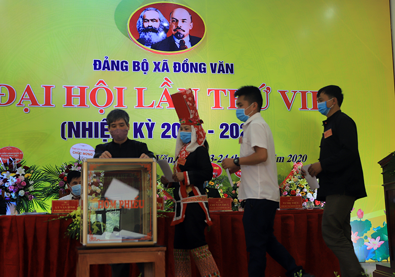 Bầu đại biểu đi dự Đại hội Đảng bộ huyện lần thứ XXVIII, nhiệm kỳ 2020 - 2025