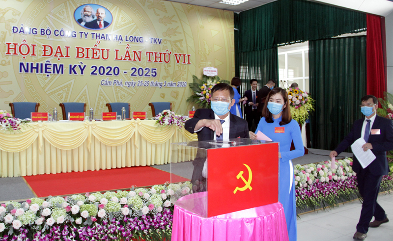 Đại hội bầu đoàn đại biểu đi dự Đại hội Đảng bộ Than Quảng Ninh lần thứ V, nhiệm kỳ 2020-2025
