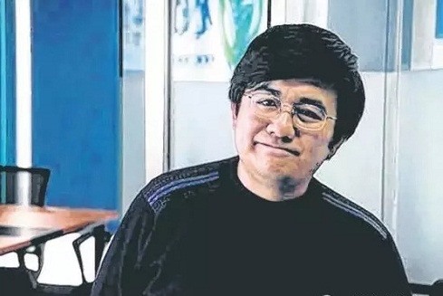 Triệu Hân Bồi nay đã là một doanh nhân thành công và có học vị cao trong xã hội. Ảnh nguồn: Zaobao