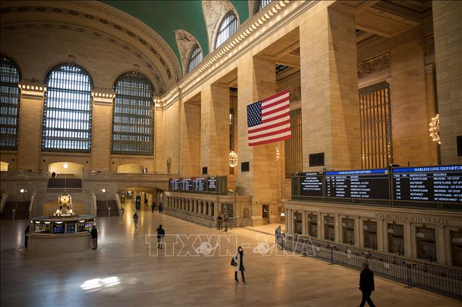 Cảnh vắng vẻ tại nhà ga Grand Central ở New York, Mỹ ngày 26/3/2020, trong bối cảnh dịch COVID-19 lan rộng. Ảnh: THX/ TTXVN