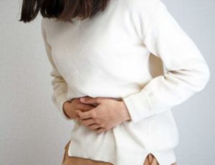 Người bệnh bị viêm loét dạ dày cần lưu ý tránh mua phải thuốc đã bị thu hồi.
