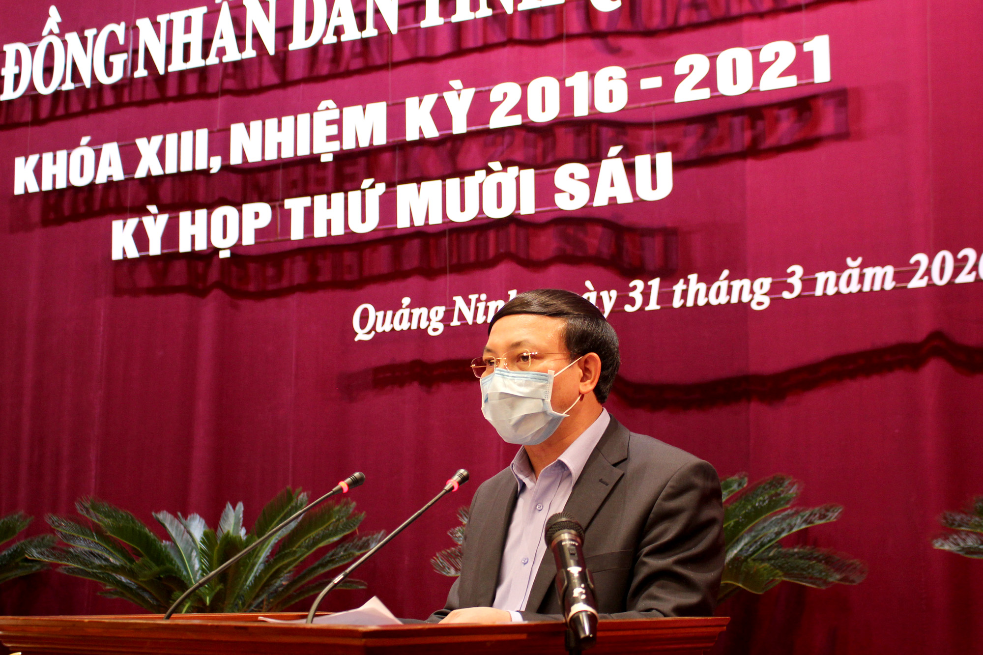 Đồng chí Nguyễn Xuân Ký, Bí thư Tỉnh ủy, Chủ tịch HĐND tỉnh, phát biểu khai mạc kỳ họp.