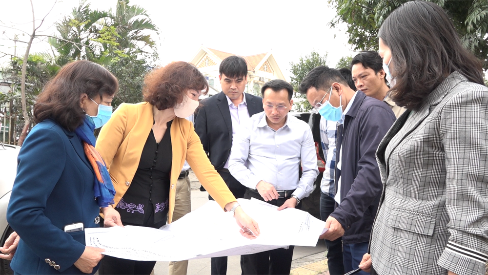 Lãnh đạo TP Cẩm Phả phố khảo sát dự án khu dân cư đô thị mới Cẩm Thủy.