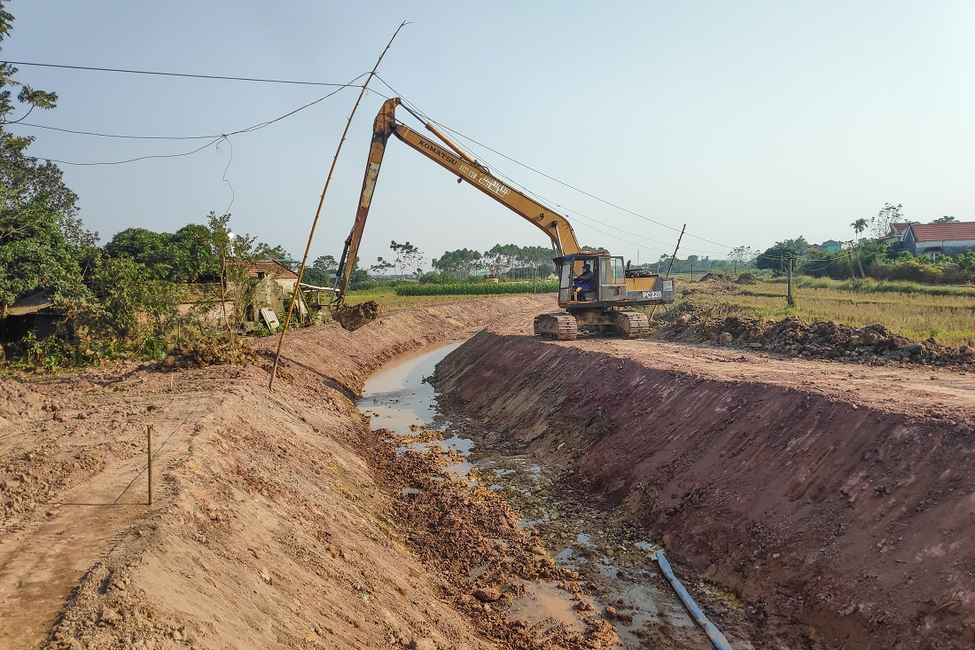 Cải tạo kênh mương tưới tiêu tại xã Quảng Long, huyện Hải Hà.