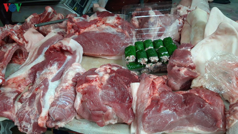Giá thịt lợn vẫn ở mức cao, chưa có dấu hiệu hạ nhiệt