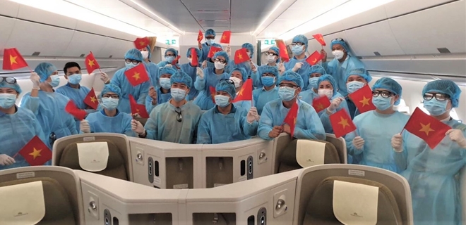 Hành khách là bác sỹ, y tá, chuyên gia y tế sẽ được bay miễn phí với Vietnam Airlines.