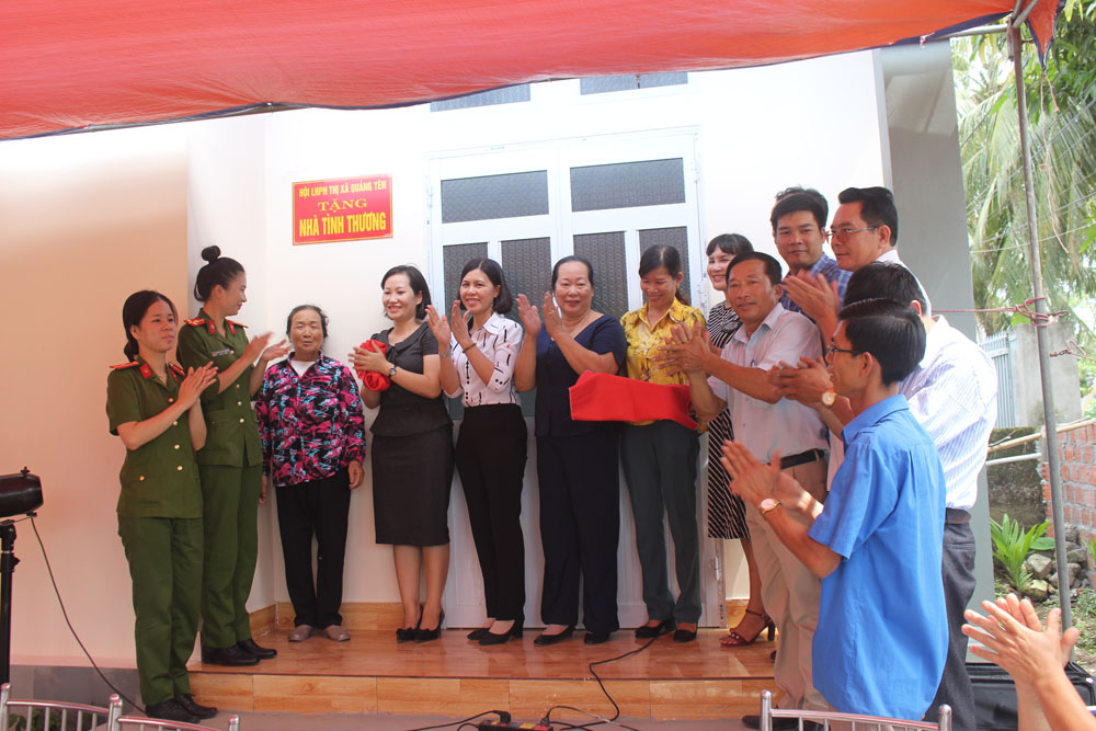 Cuối tháng 6/2019, Hội LHPN TX Quảng Yên đã tổ chức trao nhà 