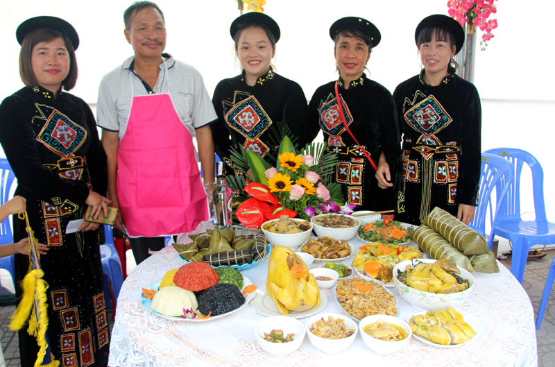 Lễ hội ẩm thực gà Tiên Yên với nhiều món ăn được chế biến từ gà được giới thiệu giúp quảng bá thương hiệu OCOP gà Tiên Yên đến người dân, du khách.