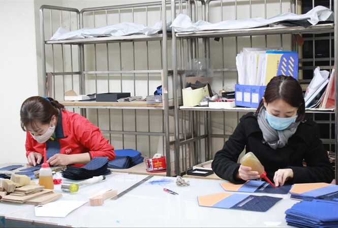 Các doanh nghiệp ngành da giày cho hay, lối thoát duy nhất cho gần 4 triệu lao động trong ngành vẫn chờ vào việc xuất khẩu phục hồi sau đỉnh dịch COVID-19 Ảnh: Nguyễn Bằng.