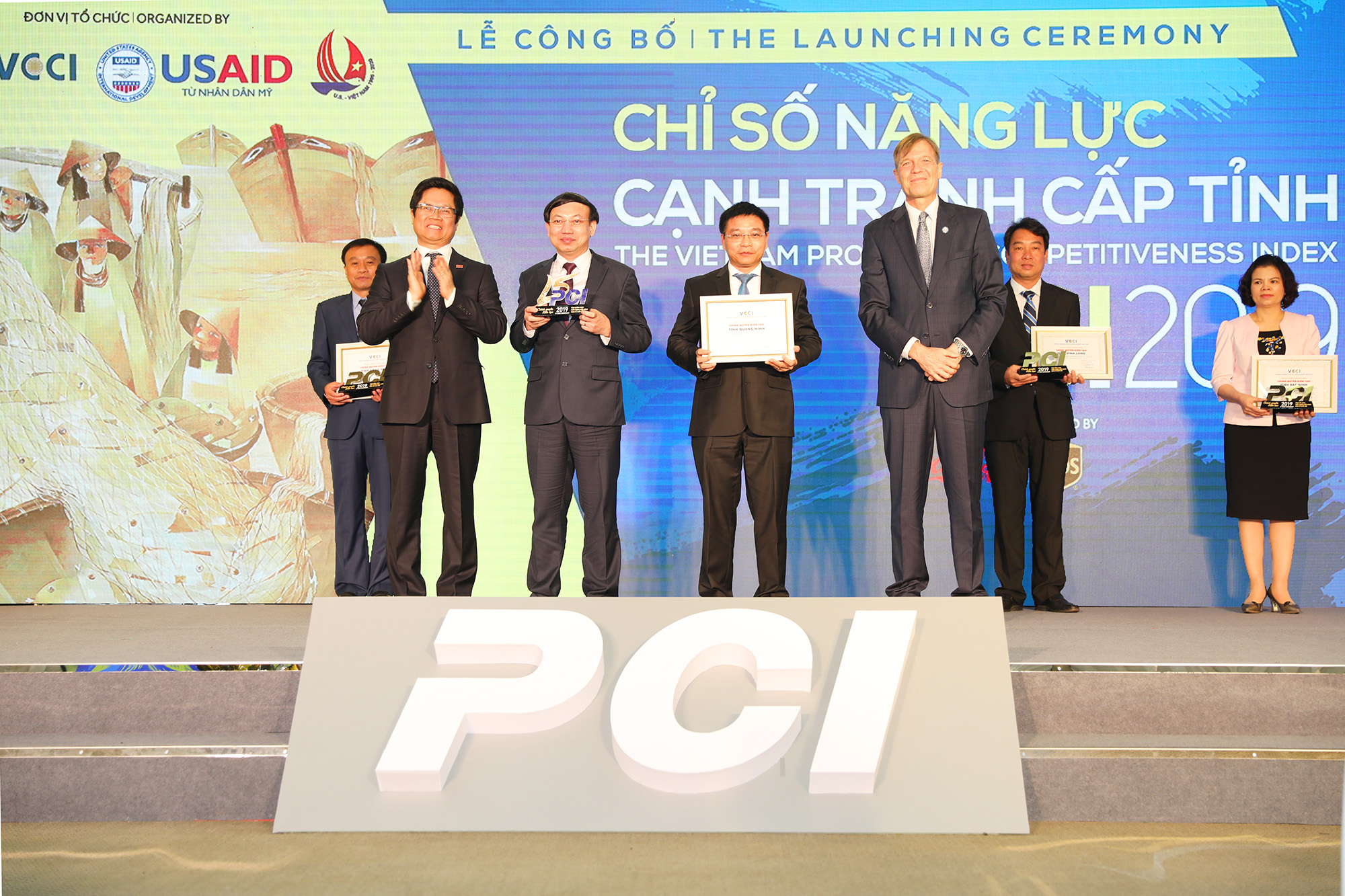 Tỉnh Quảng Ninh nhận cúp quán quân PCI năm 2019