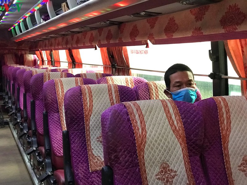 Xe Công ty vận tải Minh Thành Phát – Sao Việt, nhà xe chạy tuyến Hà Nội – Sa Pa – Lào Cai xuất bến chỉ có 1 khách.