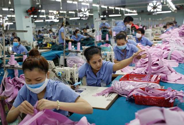 Việt Nam được coi là điểm đến an toàn cho các nhà đầu tư nước ngoài. (Ảnh minh hoa: Reuters)
