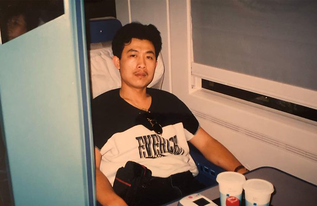 Vân Sơn năm 1992, khi còn làm diễn viên lồng tiếng. Ảnh: Vân Sơn.