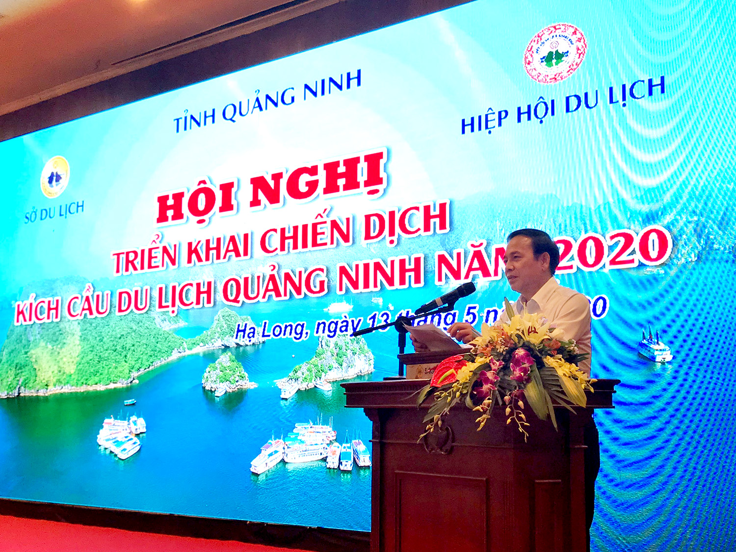 Đồng chí Đặng Huy Hậu phát biểu tại hội nghị. 