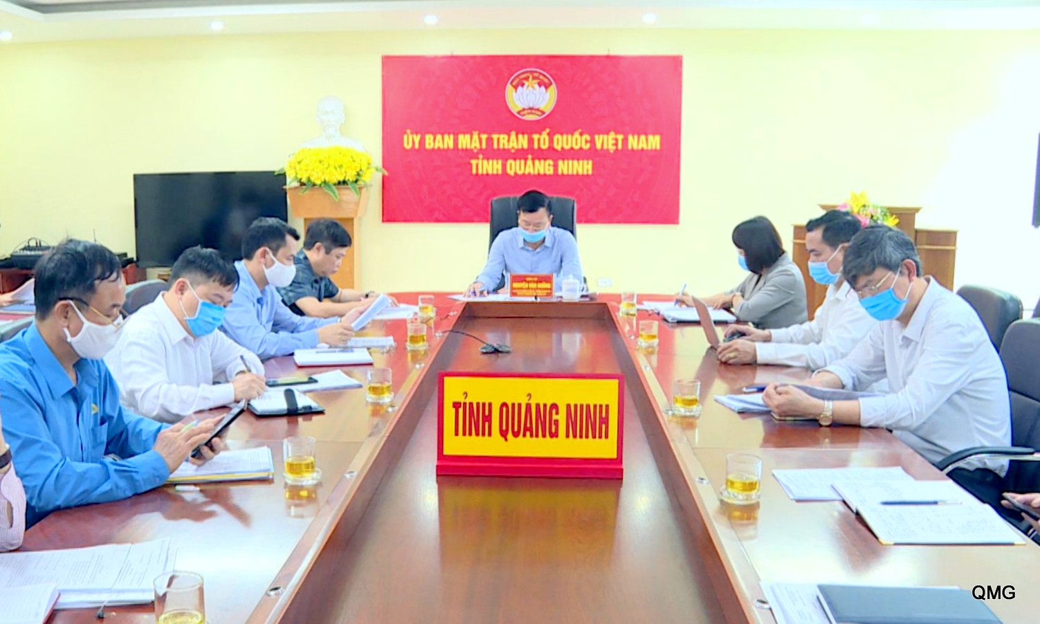 Điểm cầu Quảng Ninh tham dự hội nghị trực tuyến toàn quốc do Trung ương MTTQ tổ chức về hướng dẫn giám sát thực hiện Nghị quyết 42/NQ-CP của Chính phủ, ngày  27/4/2020. Ảnh: Tôn Vũ.