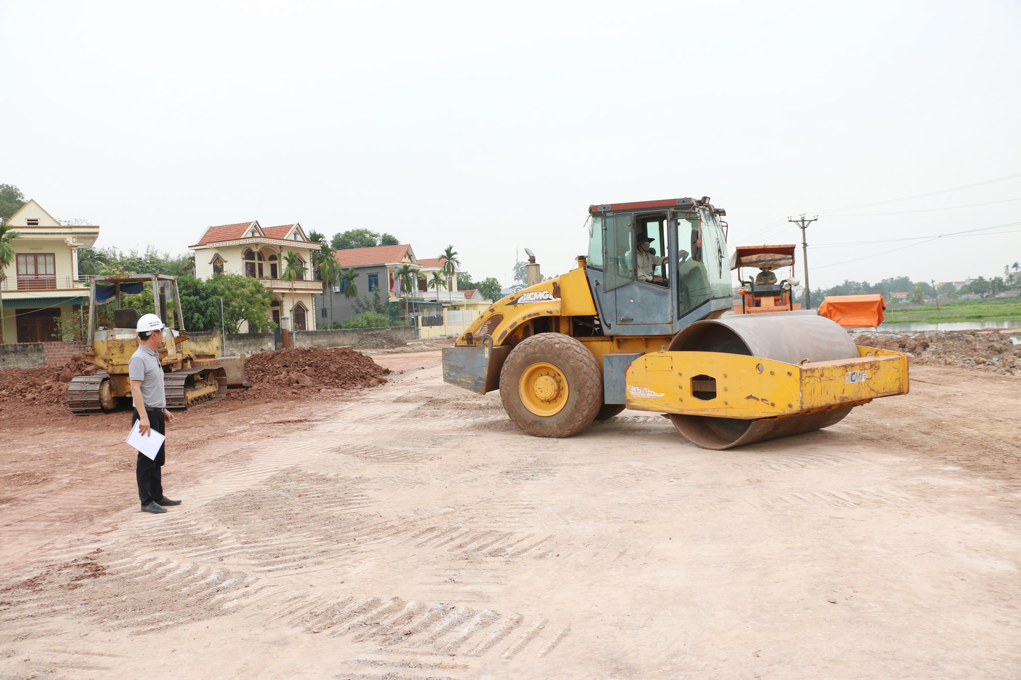 Dự án tuyến đường nối tỉnh lộ 331B và tỉnh lộ 338 tổng mức đầu tư hơn 261 tỷ dồng đang được Quảng Yên đẩy nhanh tiến độ