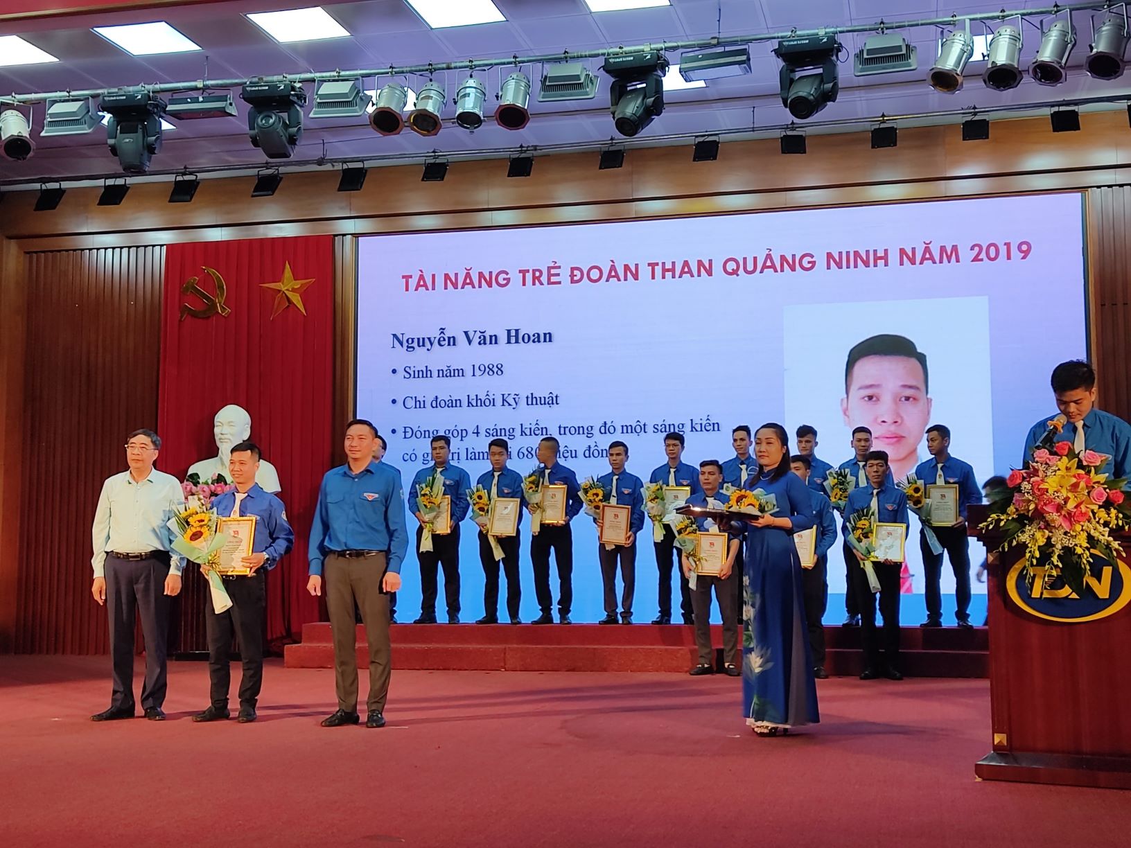 Tuyên dương 33 tài năng trẻ và 44 thanh niên tiên tiến làm theo lời Bác Đoàn than Quảng Ninh năm 2019
