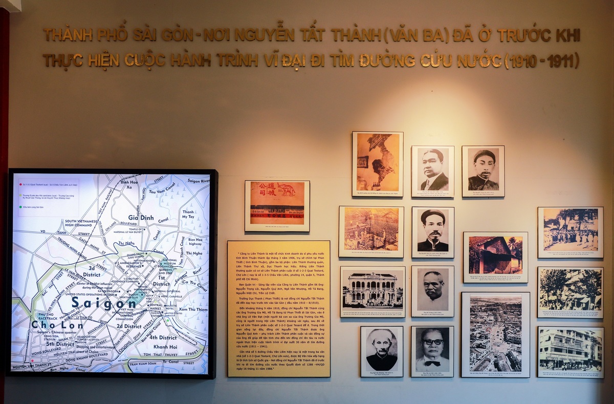 Một góc của tầng trệt trưng bày hình ảnh liên quan đến Công ty Liên Thành và một số nơi Bác Hồ đã dừng chân khi đến Sài Gòn.