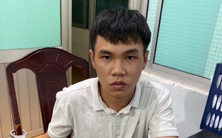 Đối tượng Lê Hoài Vân bị bắt giữ tại cơ quan công an.
