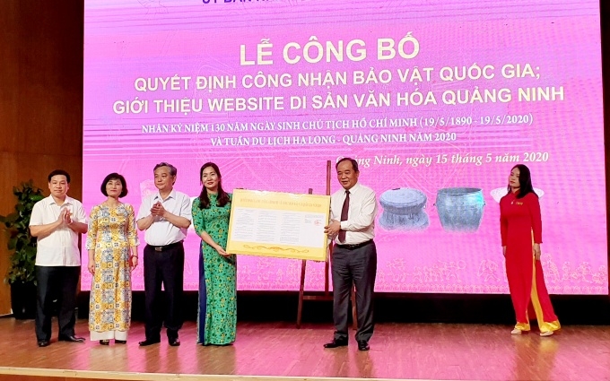 UBND tỉnh công bố ba hiện vật được Thủ tướng Chính phủ công nhận là Bảo vật Quốc gia đợt 8/2019 và ra mắt website Di sản Quảng Ninh