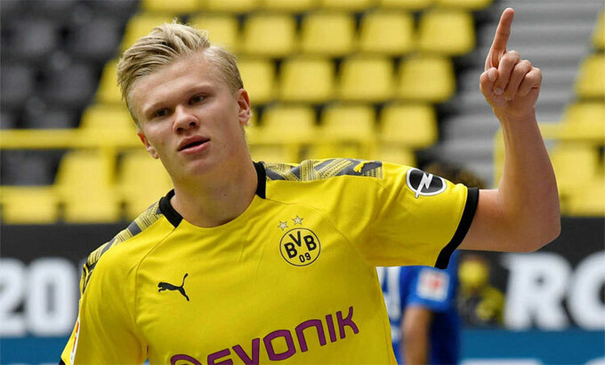 Haaland đang đều đặn ghi bàn cho Dortmund. Ảnh: Reuters.