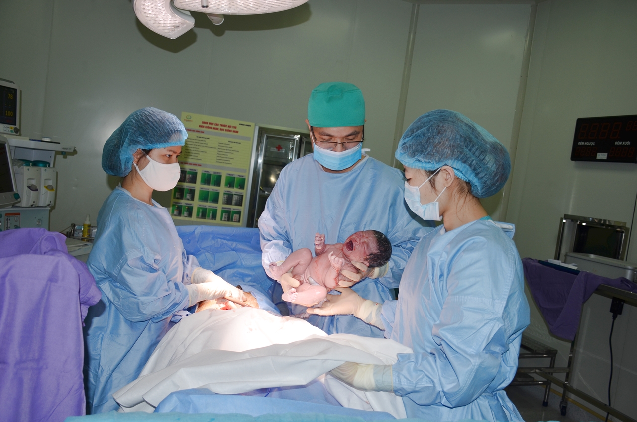 Em bé chào đời an toàn tại Bệnh viện Sản Nhi Quảng Ninh.