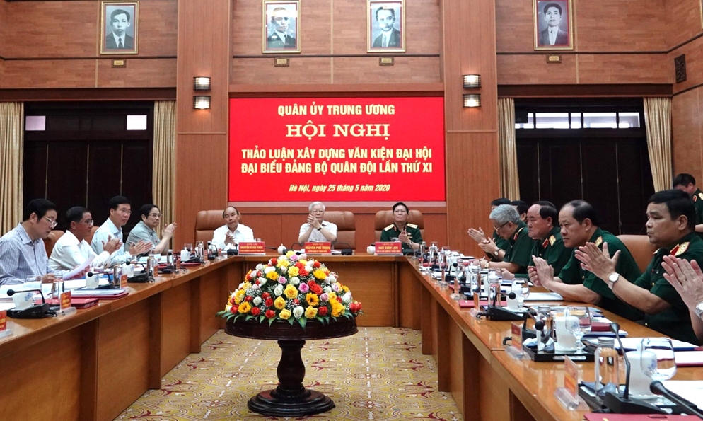 Quân ủy Trung ương thảo luận xây dựng văn kiện Đại hội đại biểu Đảng bộ Quân đội lần thứ XI.