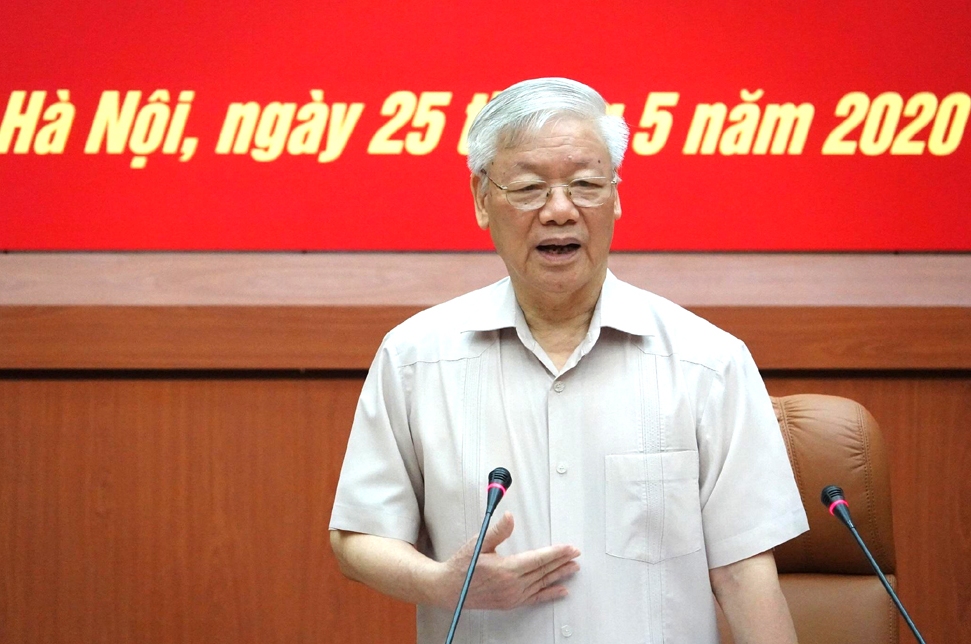 Tổng Bí thư, Chủ tịch nước, Bí thư Quân ủy Trung ương Nguyễn Phú Trọng phát biểu tại hội nghị.