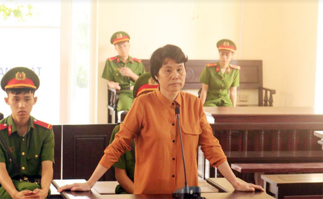 Hà Thị Nhượng tại phiên tòa.