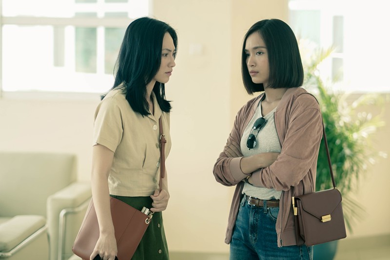 Ái Phương và Phương Anh Đào trong "Bằng chứng vô hình".