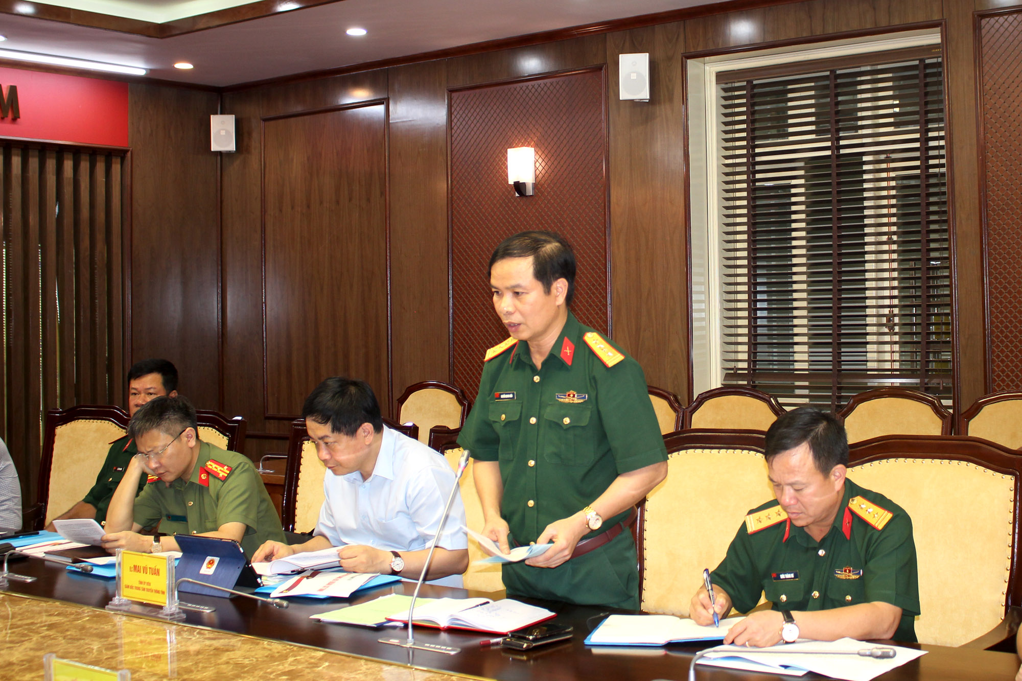 Ban Thường vụ Đảng ủy Quân sự tỉnh báo cáo công tác chuẩn bị đại hội.
