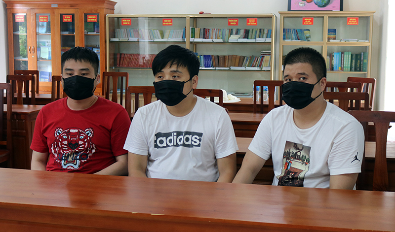 3 đối tượng người Trung Quốc tại Đồn BP Bắc Sơn
