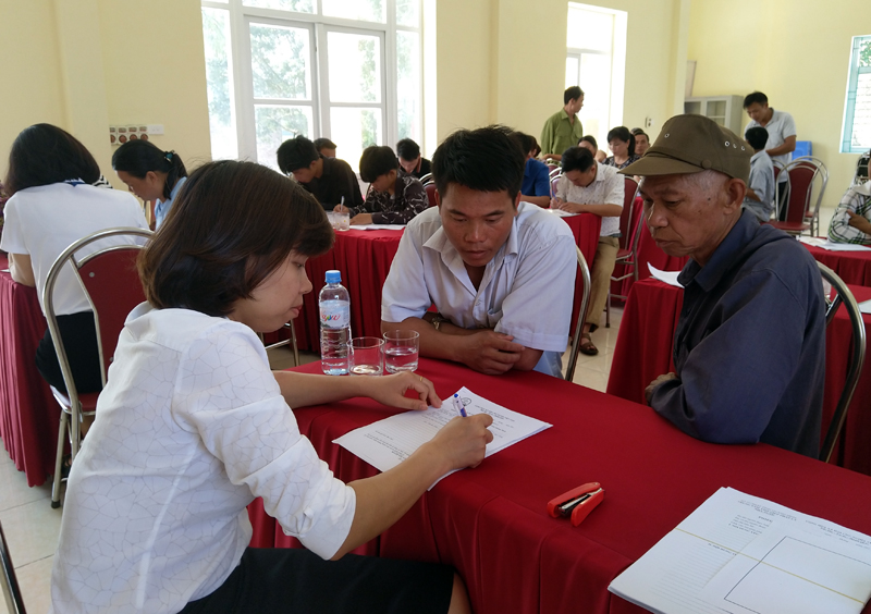 Trung tâm Trợ giúp pháp lý Nhà nước tỉnh phối hợp với huyện Hải Hà trợ giúp pháp lý lưu động tại xã Quảng Đức.