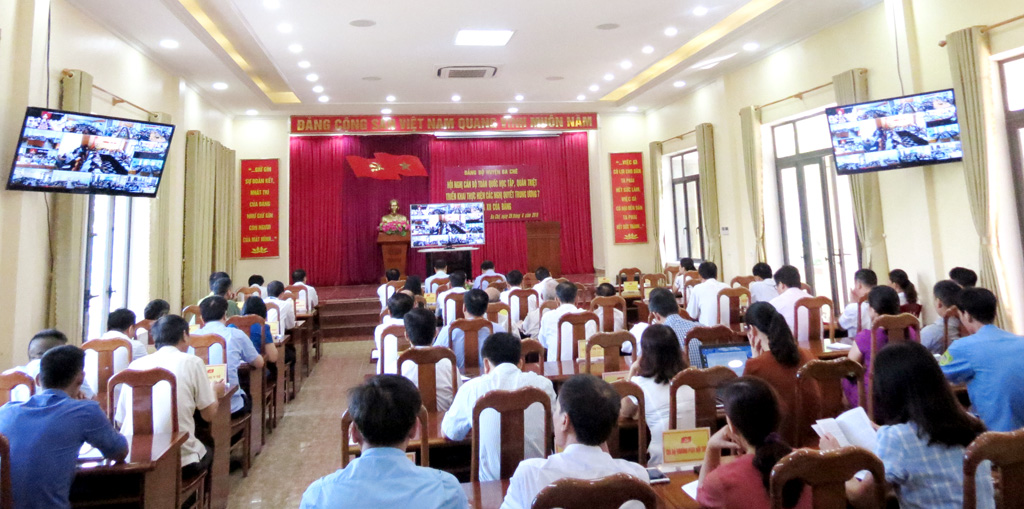 Huyện ủy Ba Chẽ tổ chức quán triệt Nghị quyết đến các cấp cơ sở Đảng và từng đảng viên.