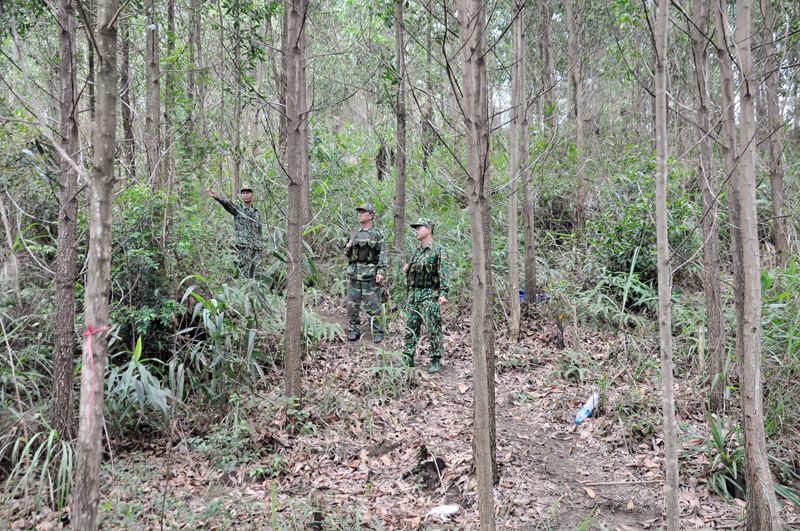 Cán bộ chiến sỹ Đồn Biên phòng Bắc Sơn tuần tra, kiểm soát khu vực biên giới, ngăn chặn xuất nhập cảnh trái phép và vận chuyển hàng hóa qua biên giới.