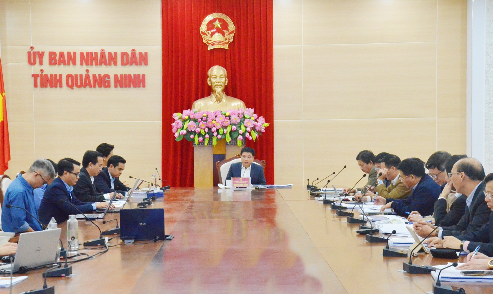 Đồng chí Nguyễn Văn Thắng, Chủ tịch UBND tỉnh làm việc với Tập đoàn Amata về triển khai KCN Sông Khoai