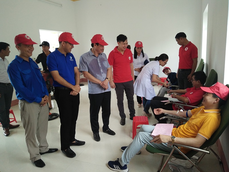 Ngày hội hiến máu tình nguyện tại xã Quan Lạn đã thu được 88 đơn vị máu