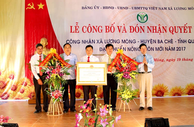 Là một trong những xã xa nhất của huyện, Lương Mông đạt chuẩn NTM vào năm 2017.