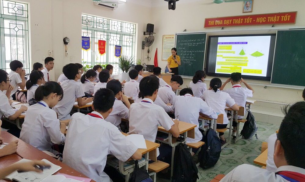 Một giờ ôn tập của cô và trò khối 9, Trường THCS Nguyễn Văn Thuộc, TP Hạ Long.