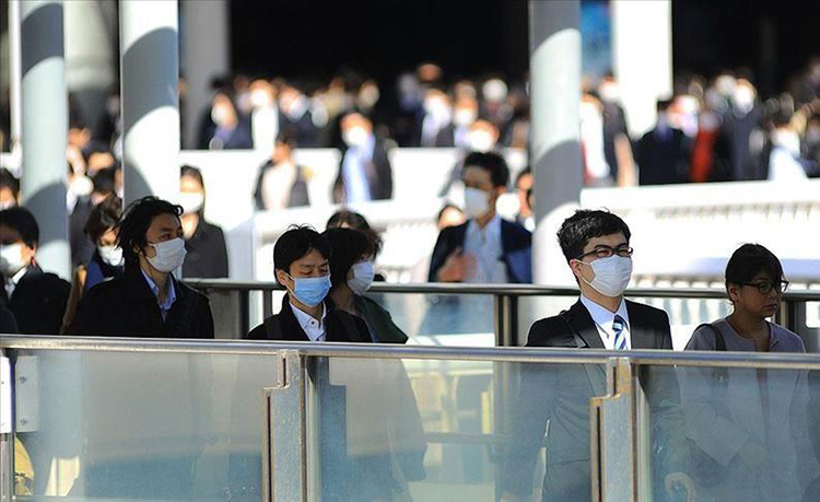 Người lao động Nhật Bản thường có xu hướng gắn bó và cống hiến cho một công ty trong nhiều năm. Ảnh: Anadolu
