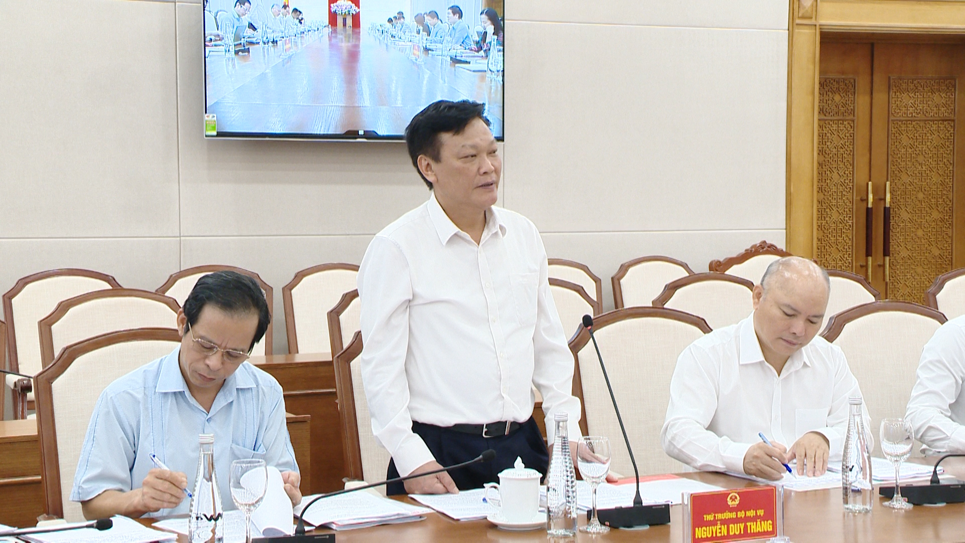 Đồng chí Nguyễn Duy Thăng, Thứ trưởng Bộ Nội vụ đánh giá cao những kết quả tỉnh Quảng Ninh đã đạt được trong công tác sắp xếp, tổ chức bộ máy