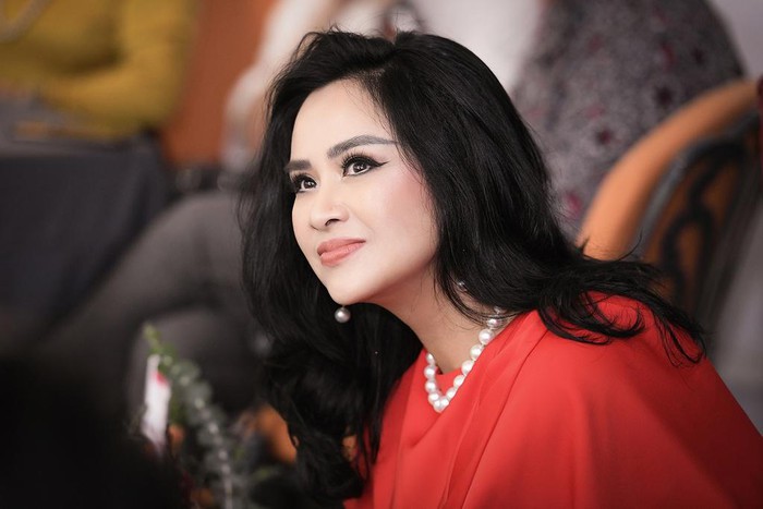 Diva Thanh Lam.
