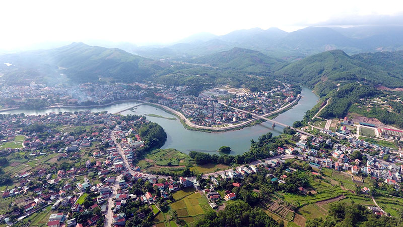 Cơ sở hạ tầng thị trấn Tiên Yên (Tiên Yên) được đầu tư xây dựng đồng bộ, đáp ứng tiêu chí đô thị loại IV..