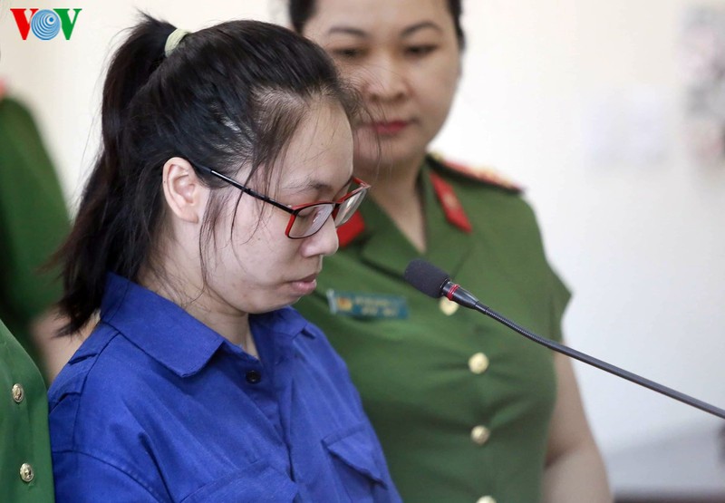Bị cáo Lại Thị Kiều Trang tại phiên xét xử. (Ảnh: H.N)