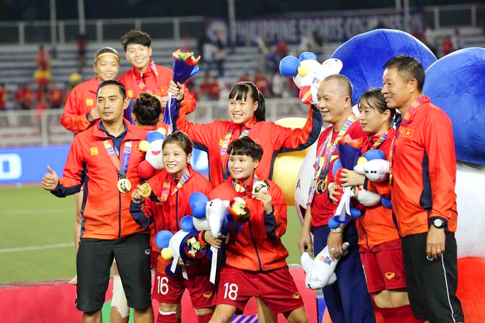 Tại SEA Games này, các cầu thủ Quảng Ninh cùng Đội tuyển bóng đá nữ Việt Nam giành HCV.