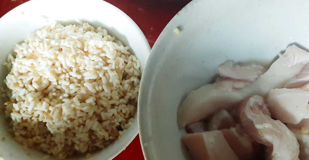 Độc đáo bánh chưng gù nếp nương của người Dao Thanh Y - Báo Quảng Ninh điện tử Độc Đáo Bánh Chưng Gù Nếp Nương Của Người Dao Thanh Y - Báo Quảng Ninh Điện Tử